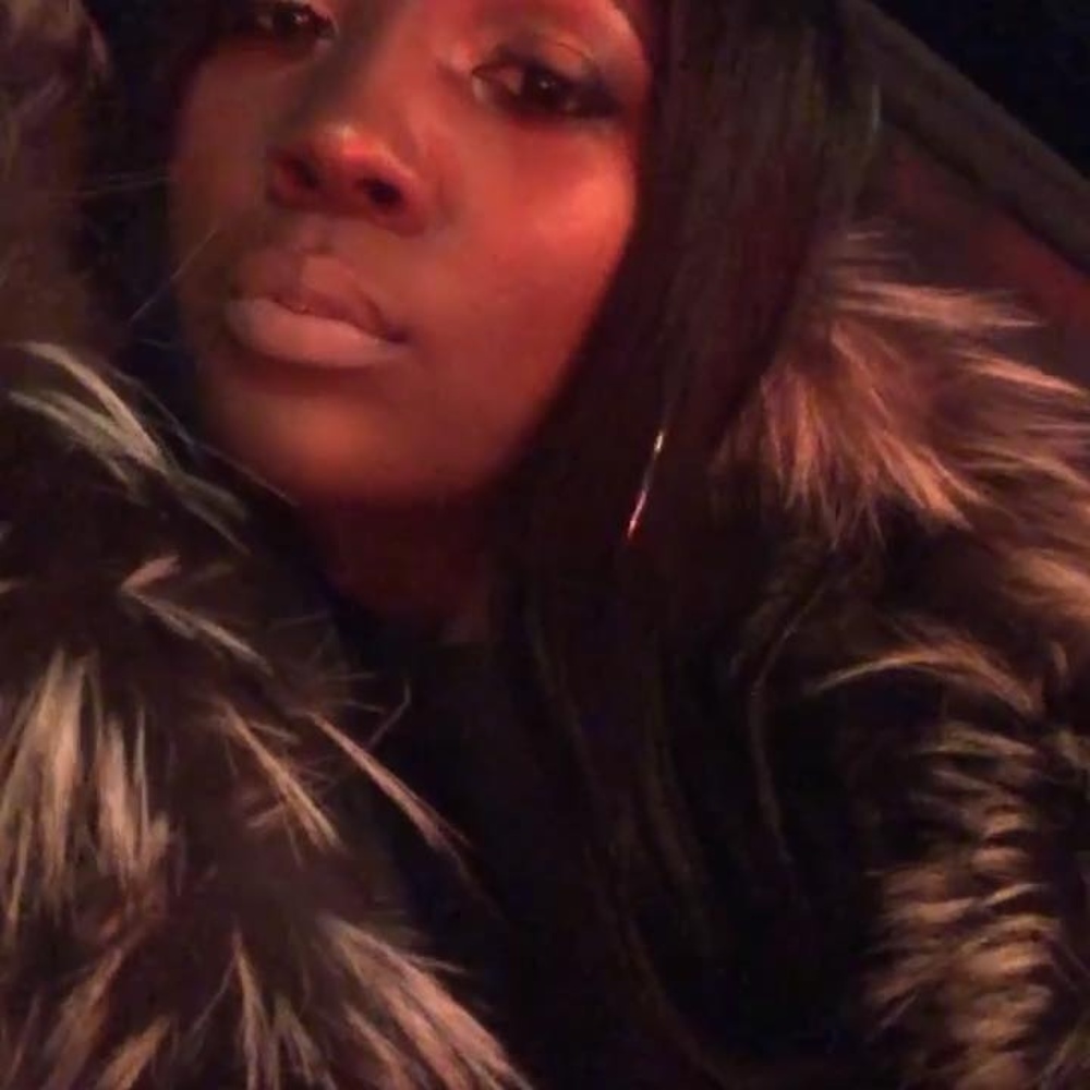 Meet your Posher, Lonnisha